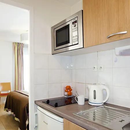 Aparthotel Residhome Paris Saclay 