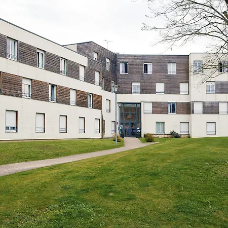 Aparthotel Residhome Paris Saclay 