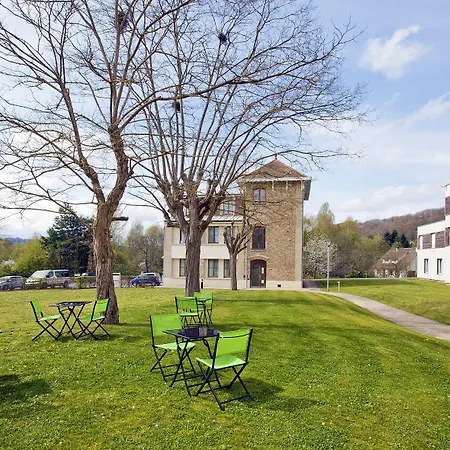 Aparthotel Residhome Paris Saclay 