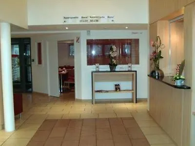 Ξενοδοχείο με διαμερίσματα Residhome Paris Saclay 