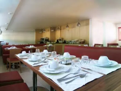 아파트호텔 Residhome Paris Saclay 