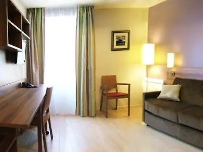 Aparthotel Residhome Paris Saclay 