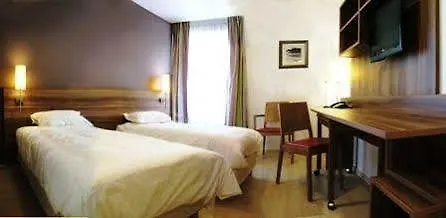 Ξενοδοχείο με διαμερίσματα Residhome Paris Saclay 