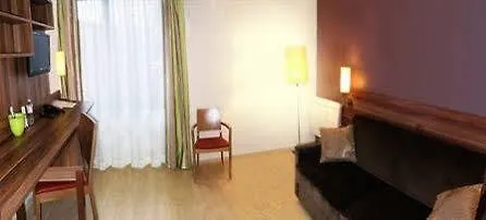 Aparthotel Residhome Paris Saclay 